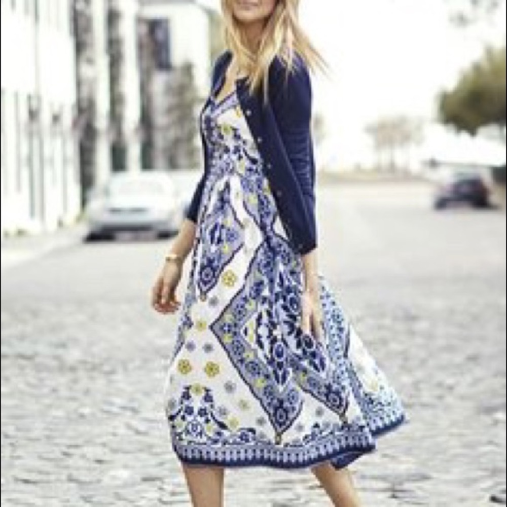 Banana Republic White &Blue Spaghetti Straps Dress